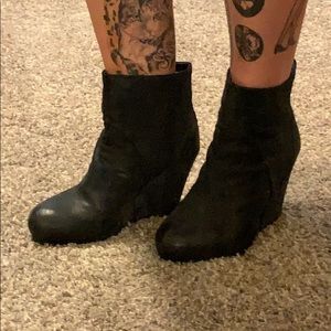 Trouve black wedge booties❤️❤️❤️
